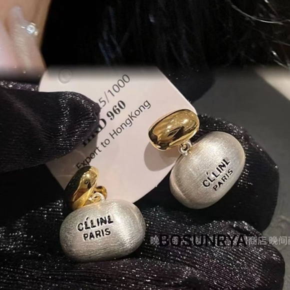 New - Icon “fashion” pearl earrings - Picture 1 of 5